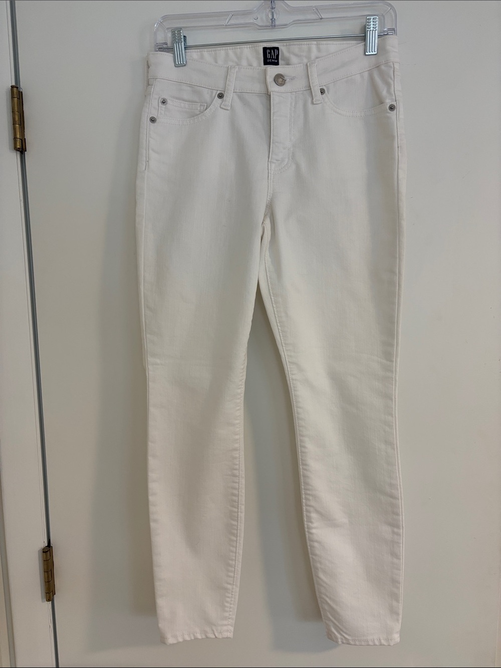 GAP Women's Off-White High-Rise Skinny Jeans